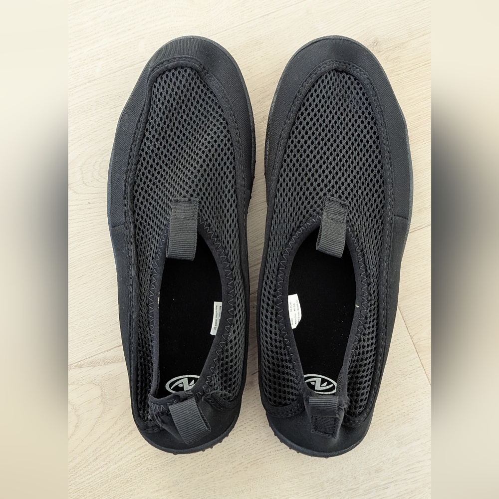 ⭐Wet/Water Shoes (Like New)